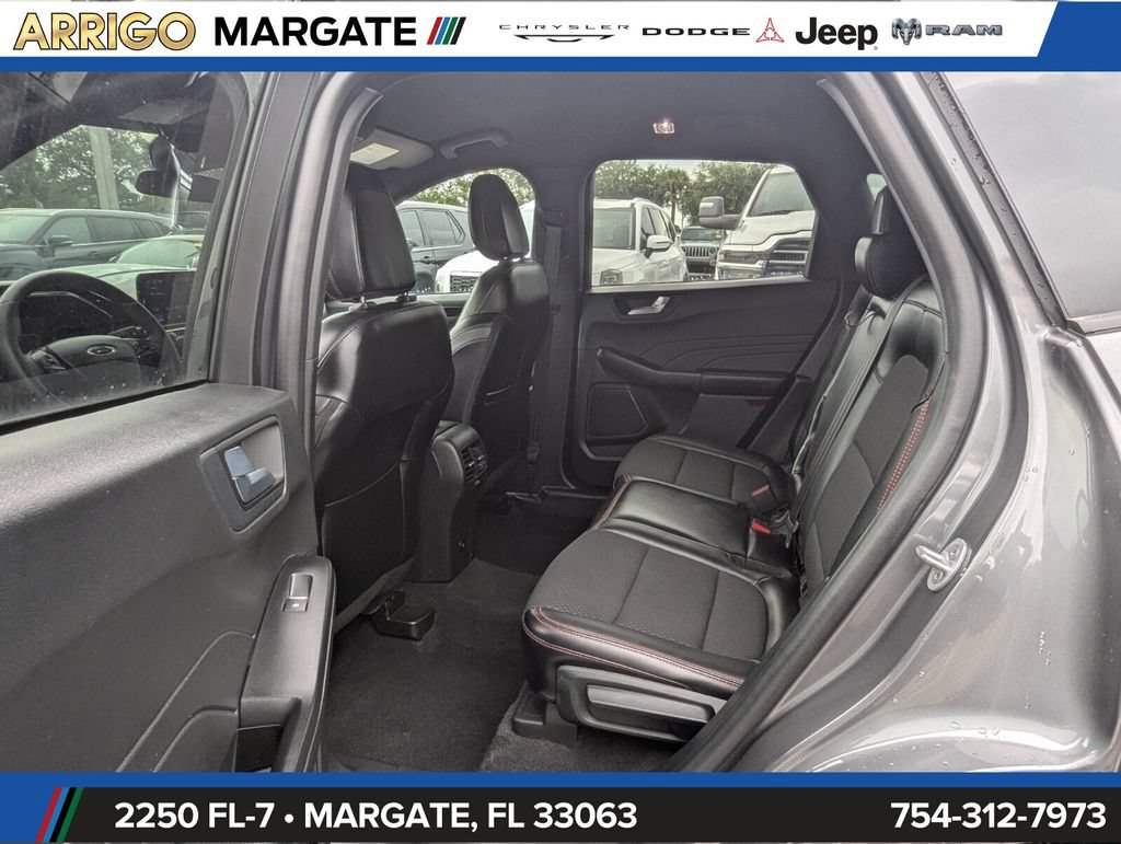 Used 2023 Ford Escape ST-Line FWD image 26