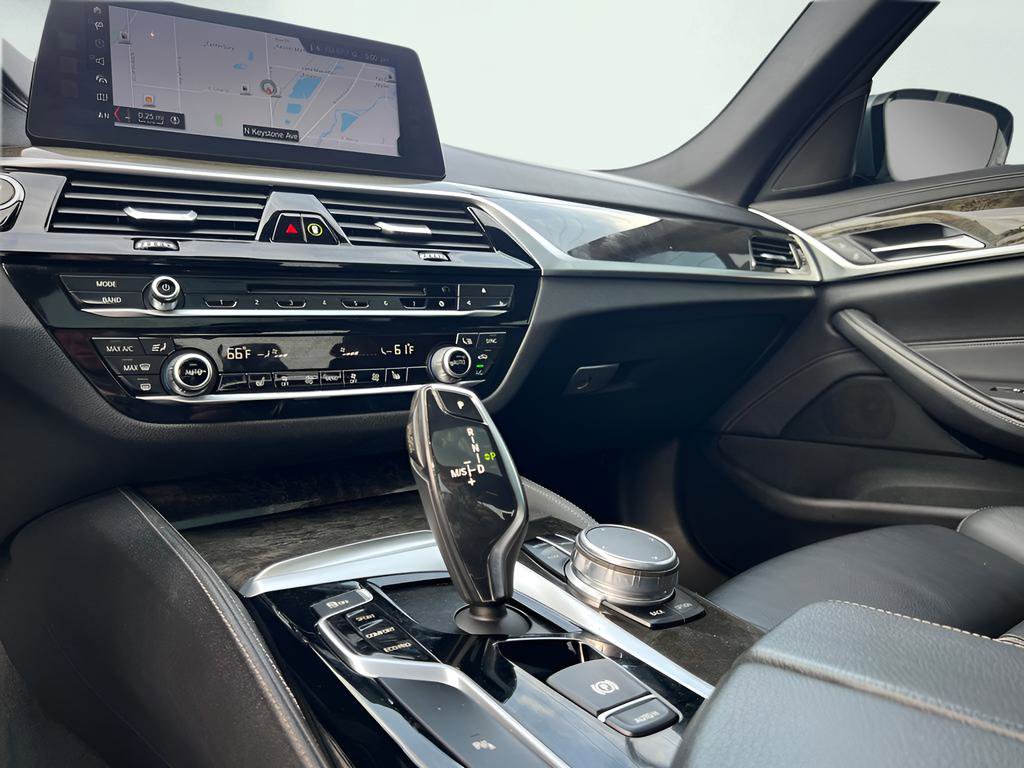 Used 2018 BMW 530i RWD image 41