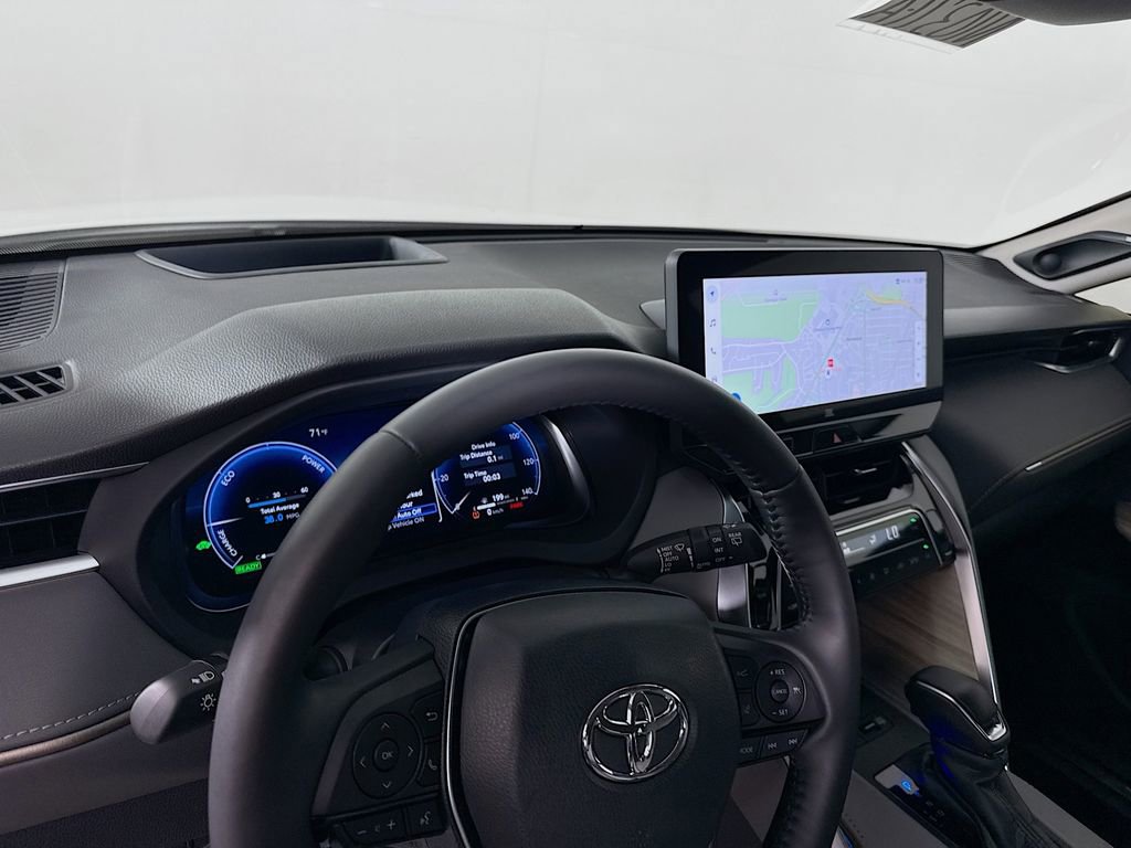 Used 2024 Toyota Venza Limited image 9