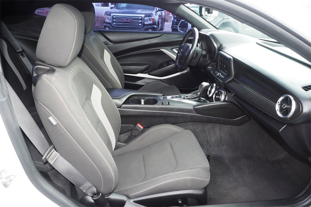 Used 2020 Chevrolet Camaro LS image 18