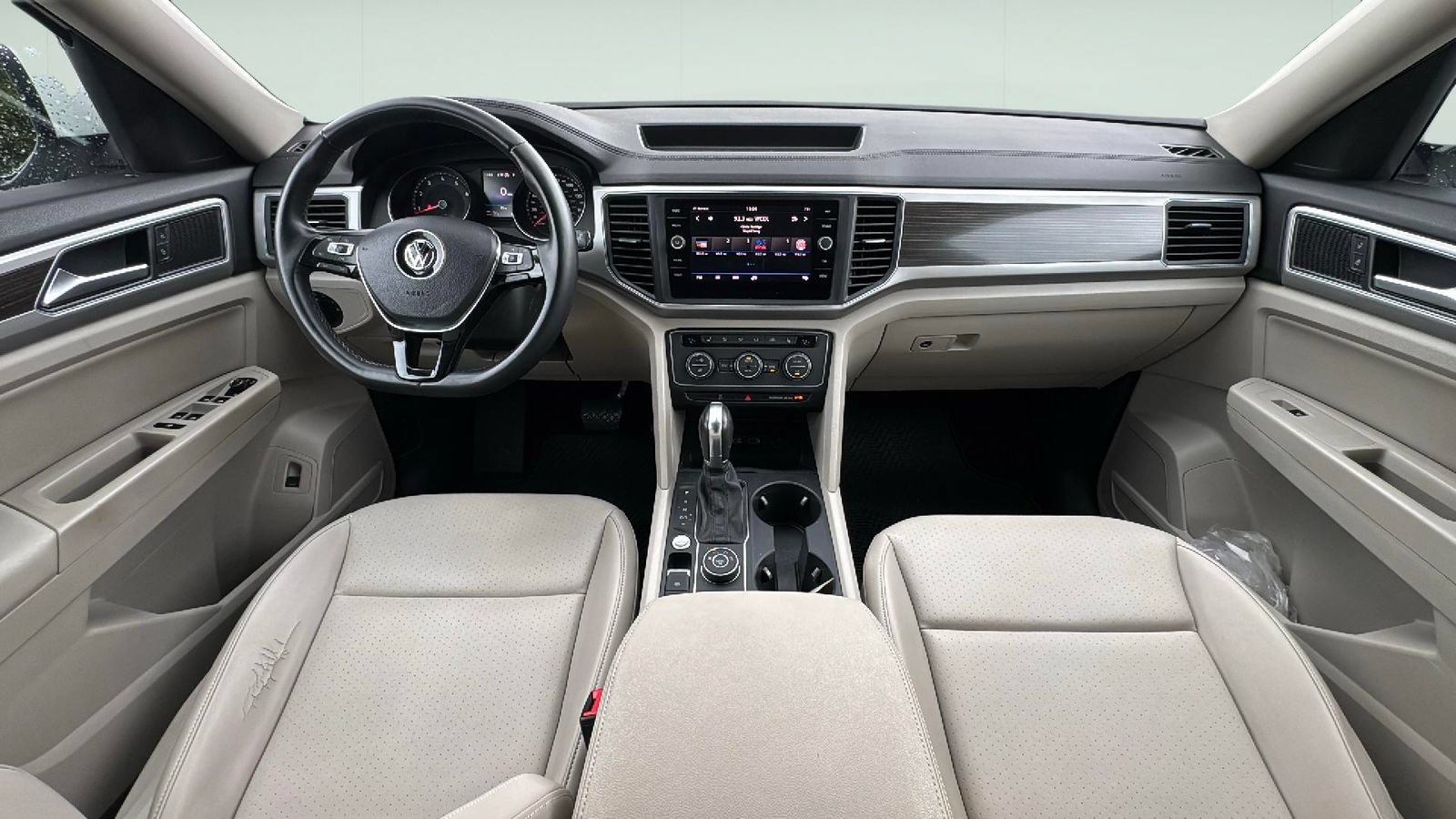 Used 2018 Volkswagen Atlas SE AWD/4WD image 12