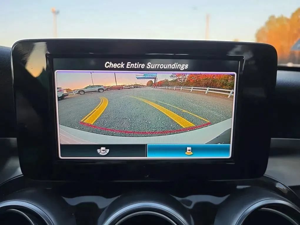 Used 2019 Mercedes-Benz C 300 Sedan image 31