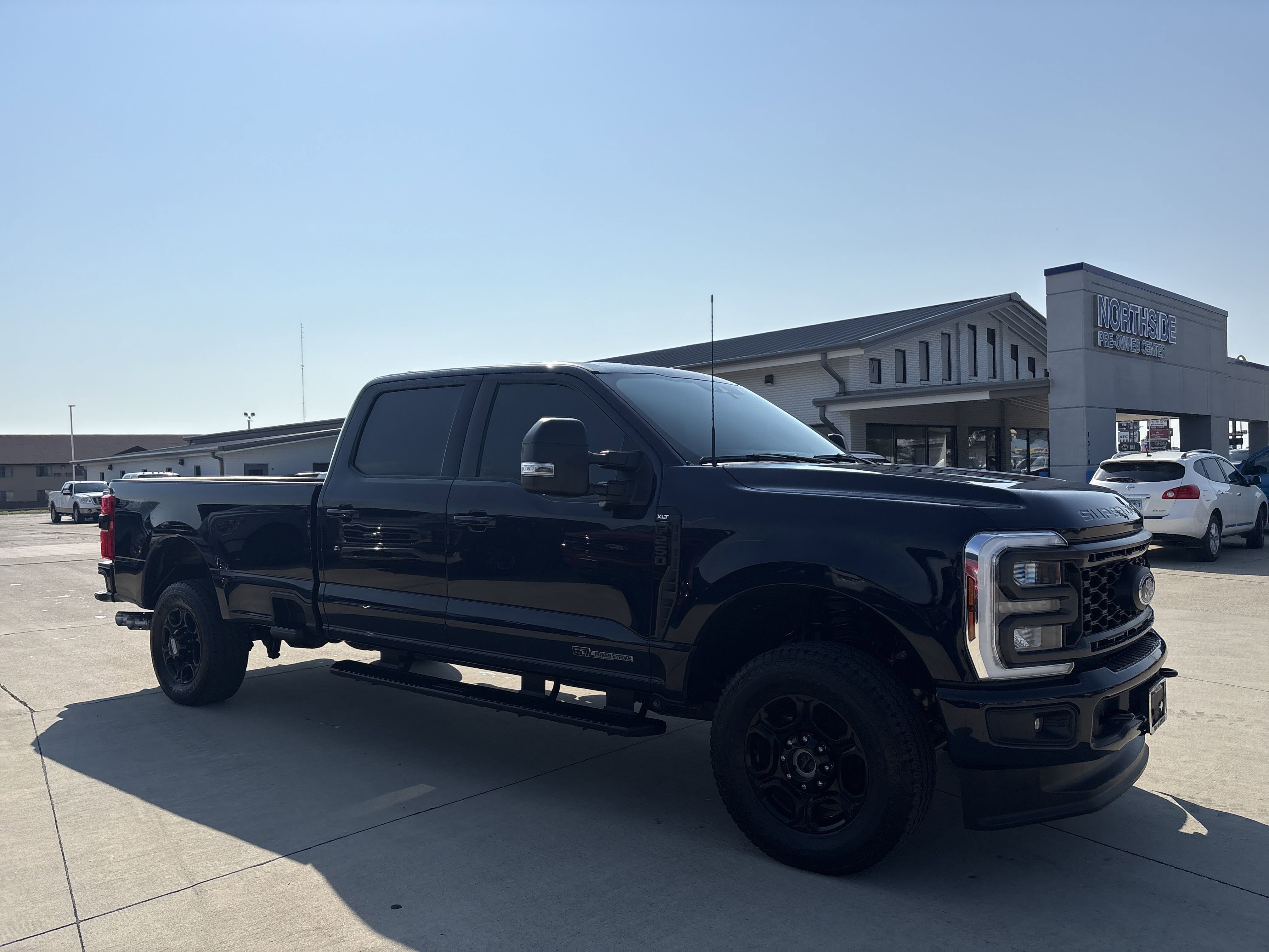 Used 2024 Ford F250 XLT w/ XLT Premium Package image 2