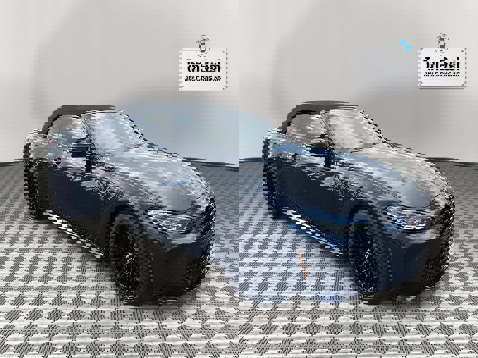 Used 2023 BMW M4 xDrive Competition w/ Executive Package image 5