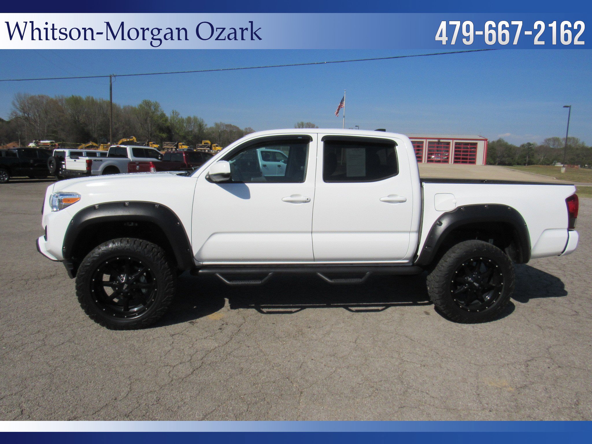 Used 2022 Toyota Tacoma SR AWD/4WD image 6