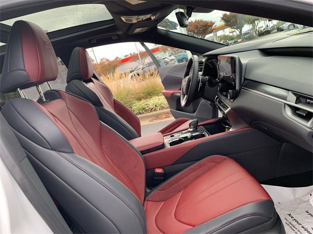 Used 2024 Lexus RX 500h F Sport image 14