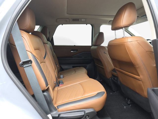 Used 2024 Nissan Pathfinder Platinum w/ Cargo Package FWD image 36