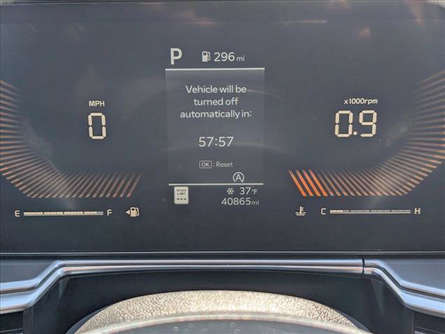 Used 2024 Kia Sorento S image 11