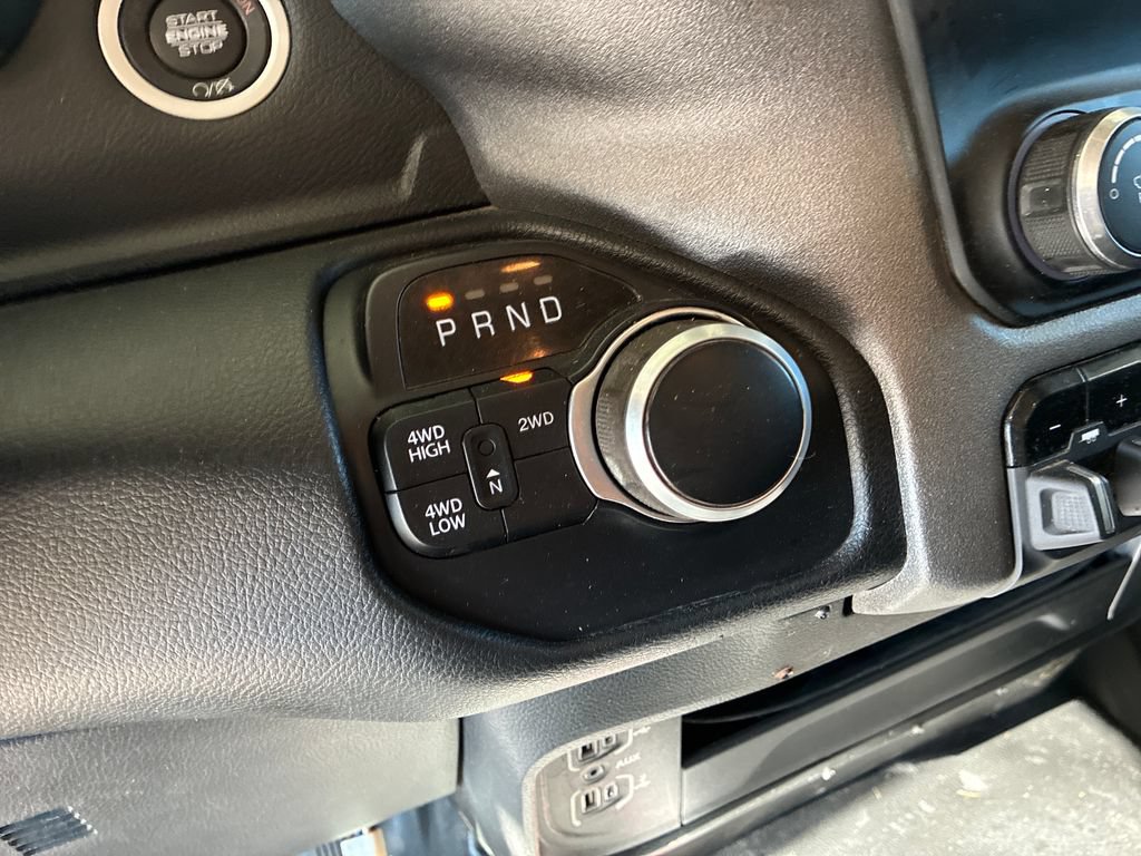 Used 2020 RAM 3500 Tradesman w/ Chrome Appearance Group AWD/4WD image 23
