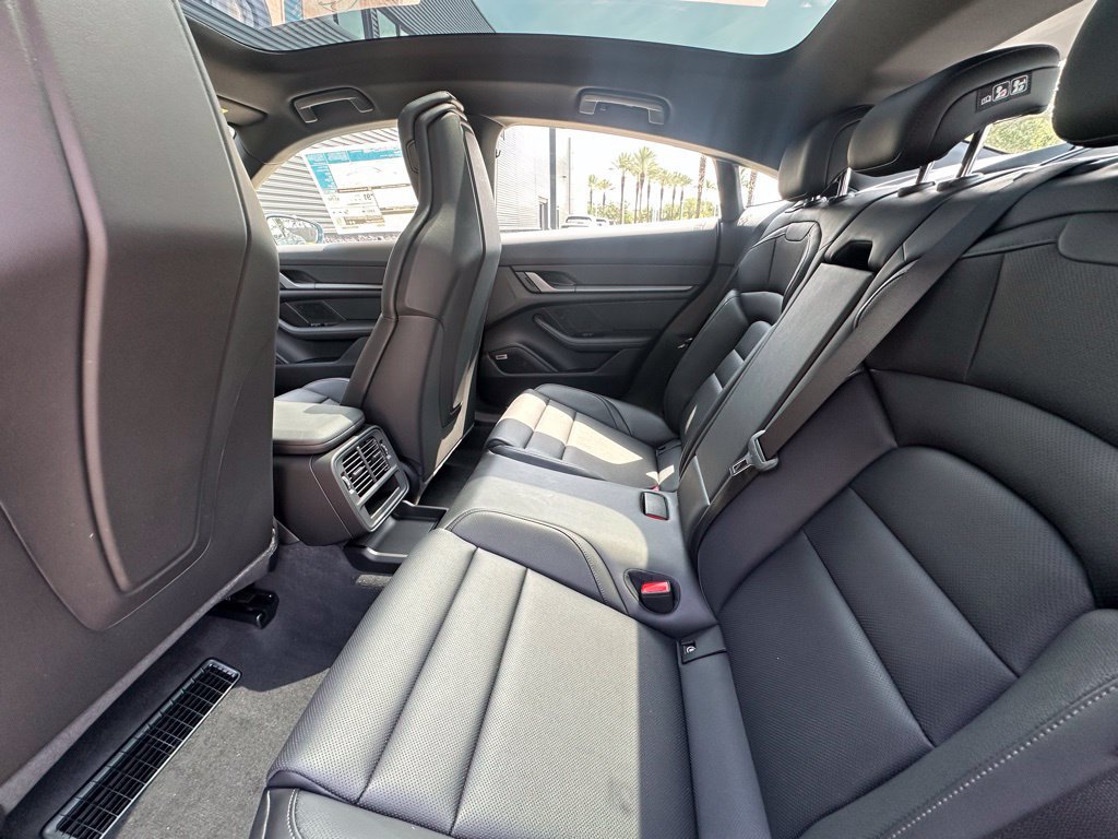 Used 2026 Porsche Taycan RWD image 34