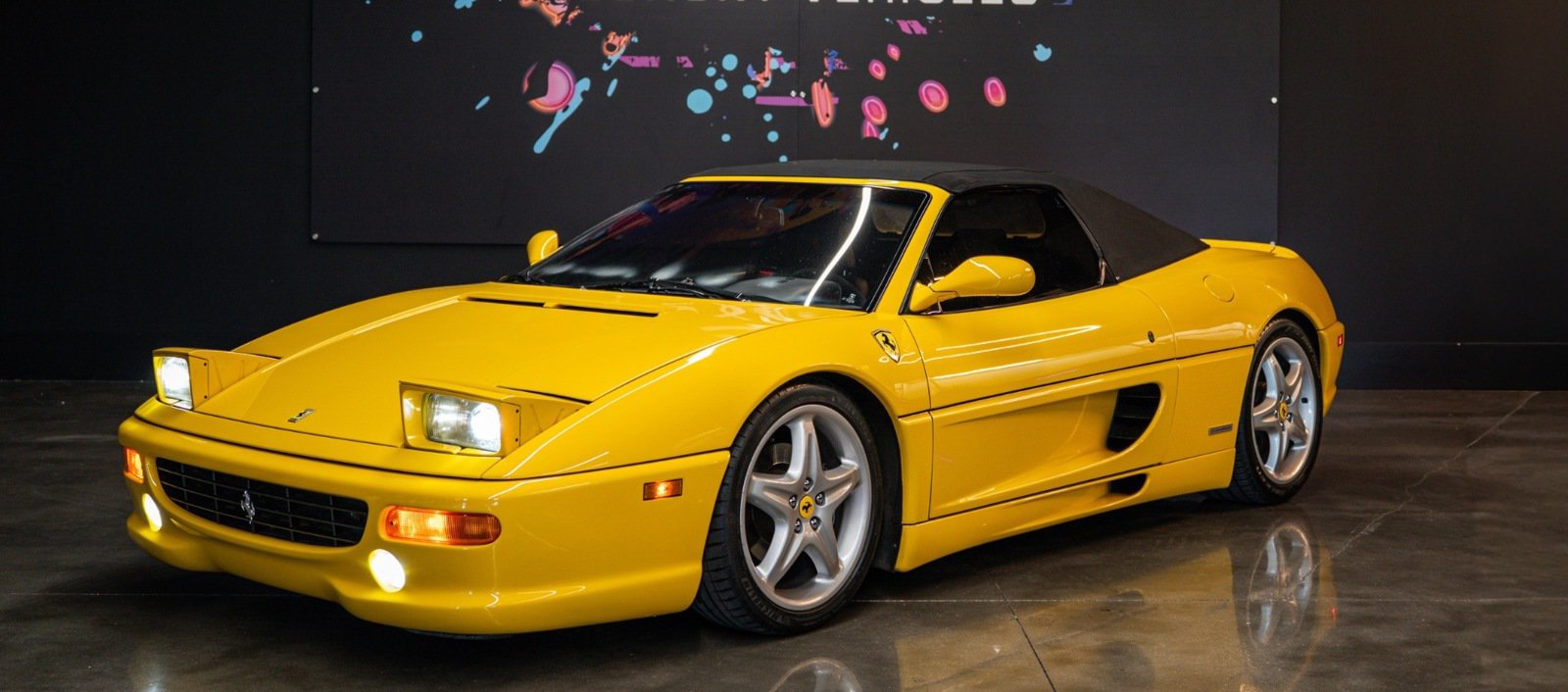 Used 1999 Ferrari F355 Spider RWD image 2