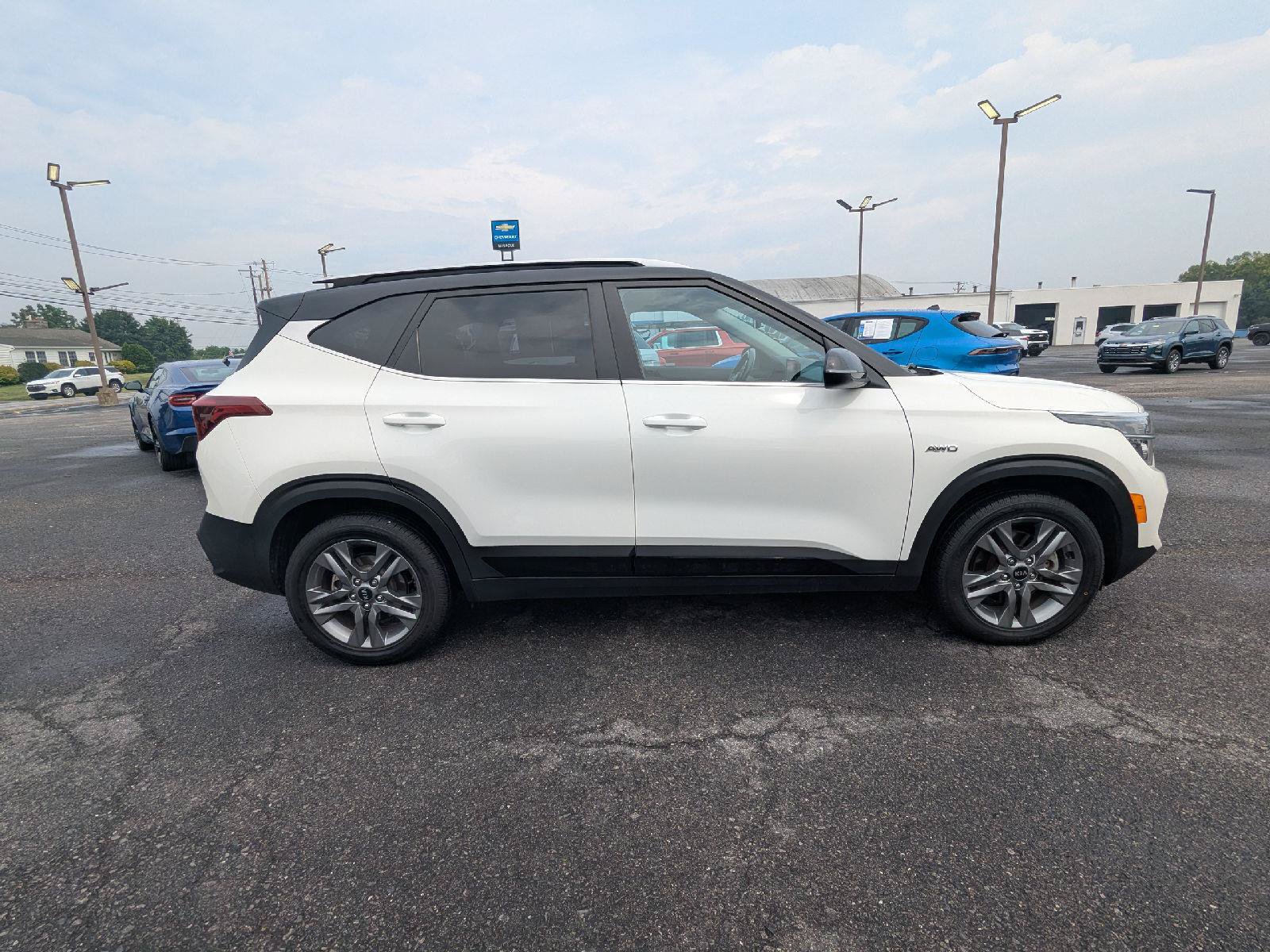 Used 2021 Kia Seltos S AWD/4WD image 8