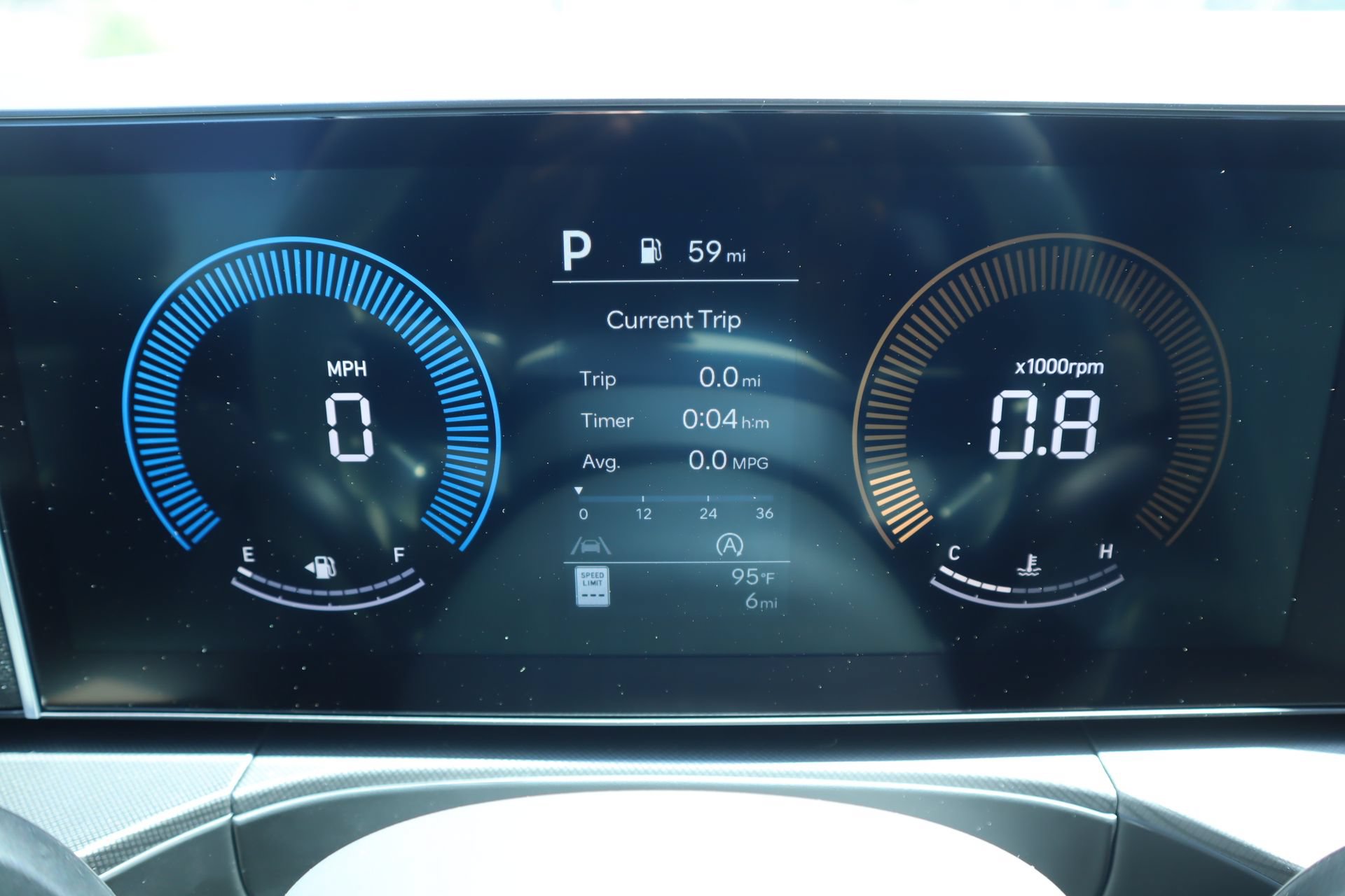 New 2026 Hyundai Santa Fe SE FWD image 4