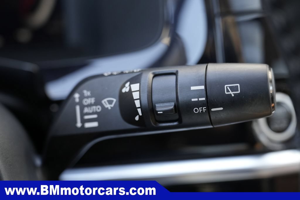 Used 2022 Nissan Pathfinder Platinum w/ Cargo Package AWD/4WD image 50