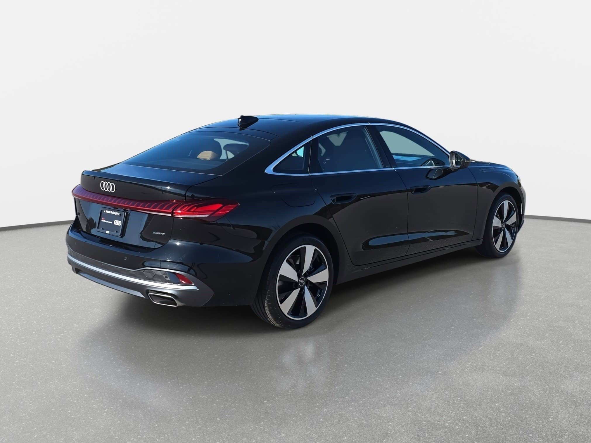 Certified 2025 Audi A5 2.0T Premium Plus image 5