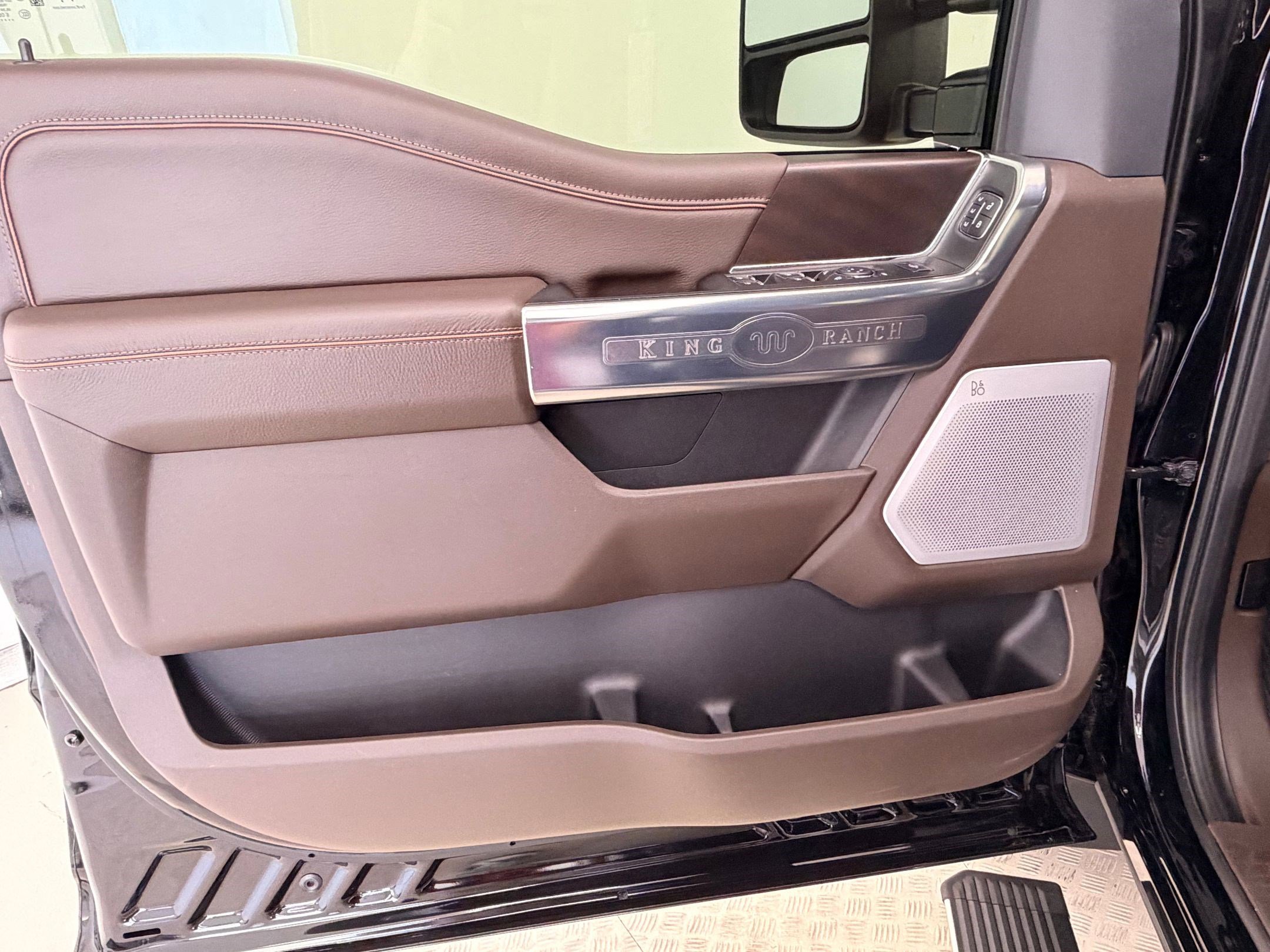 Used 2025 Ford F350 King Ranch image 21