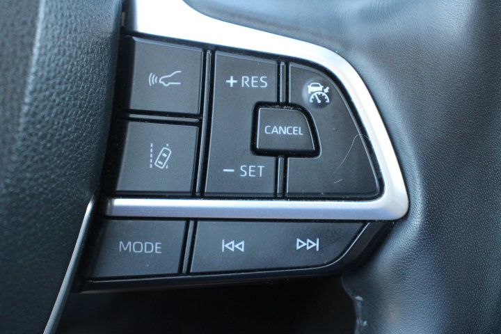 Used 2022 Toyota Highlander Platinum AWD/4WD image 28