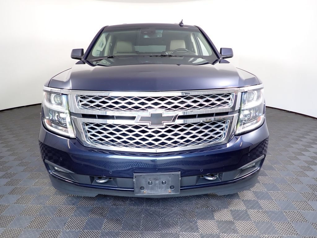 Used 2018 Chevrolet Suburban LT w/ LT Signature Package AWD/4WD image 9