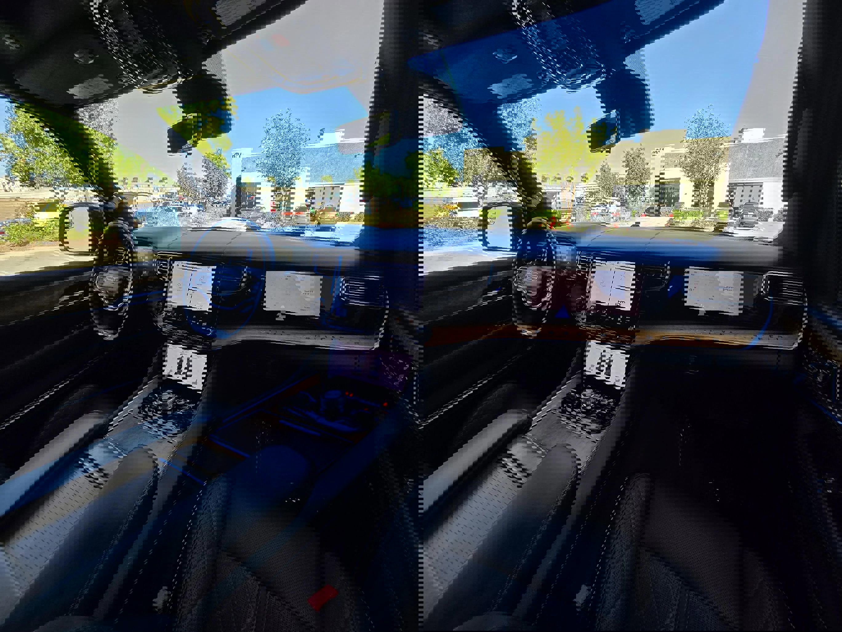 Used 2024 Jeep Grand Wagoneer L Series III image 39