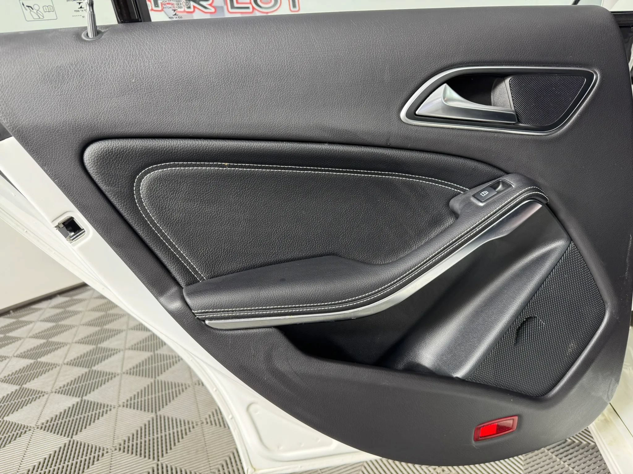 Used 2019 Mercedes-Benz CLA 250 4MATIC image 43
