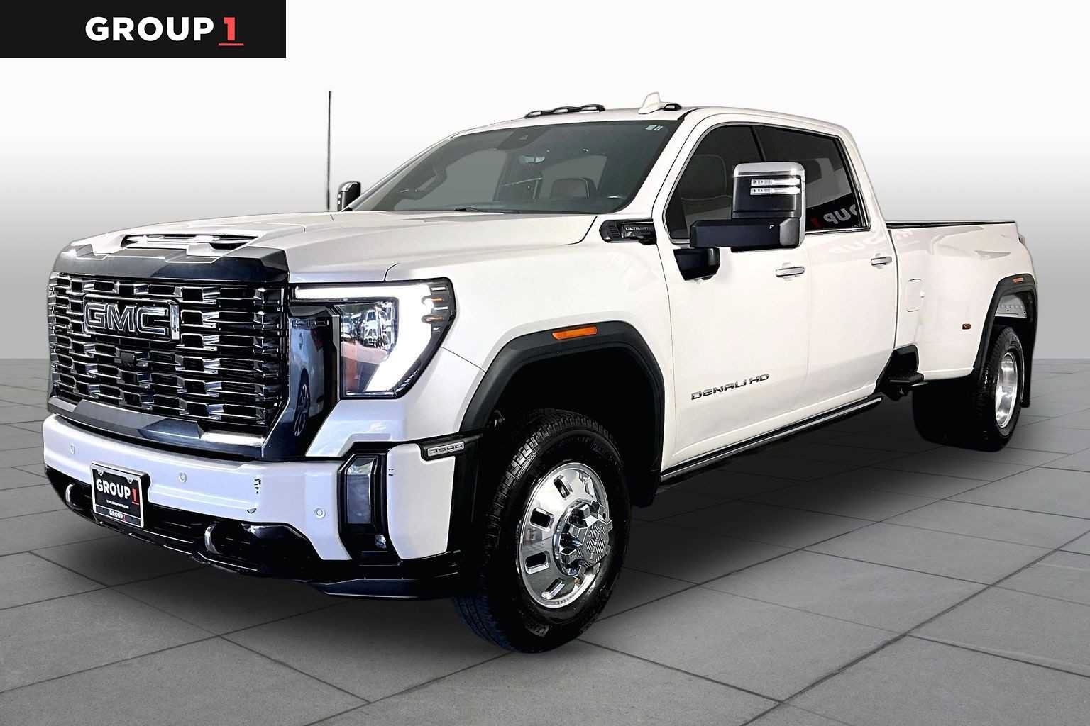 Certified 2024 GMC Sierra 3500 Denali Ultimate AWD/4WD image 1