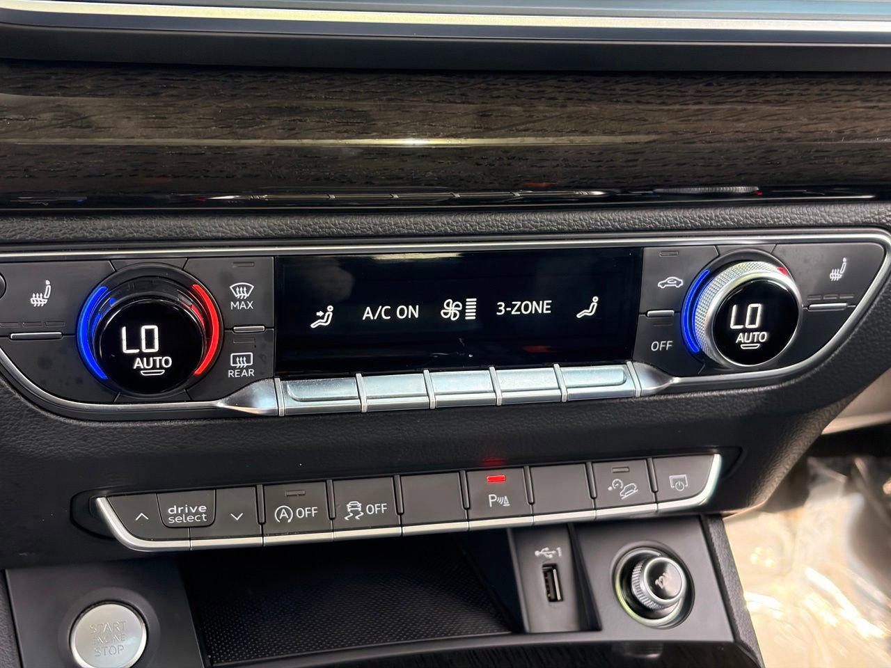 Used 2018 Audi Q5 2.0T Premium Plus w/ Premium Plus Package AWD/4WD image 25