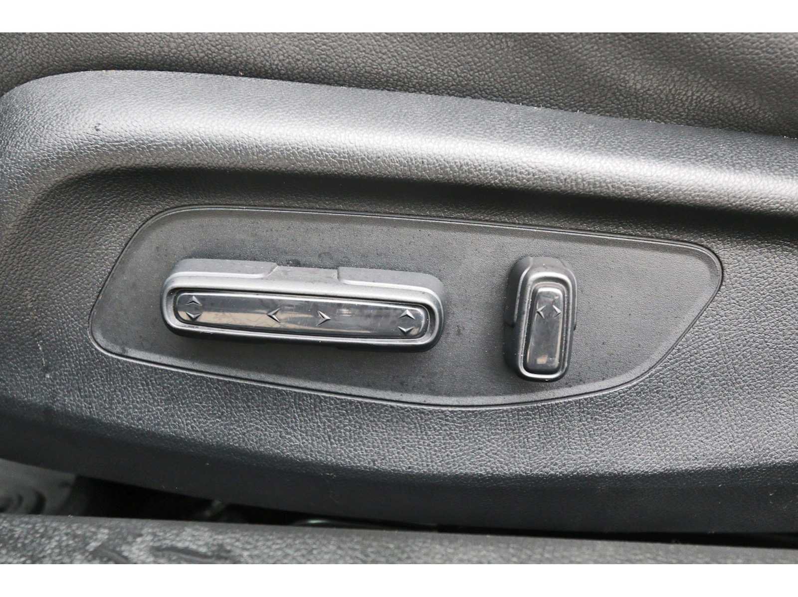 Used 2024 Honda Civic EX-L image 27