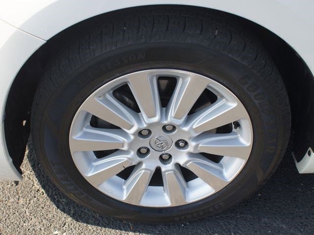 Used 2016 Toyota Sienna Limited Premium image 27