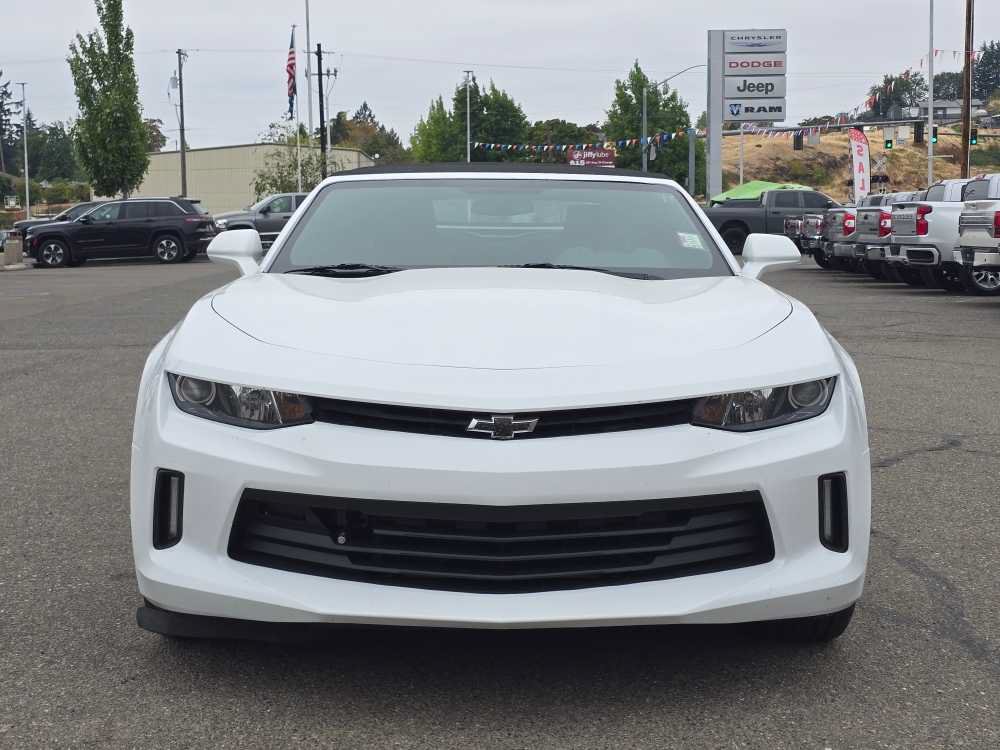 Used 2016 Chevrolet Camaro LT RWD image 5