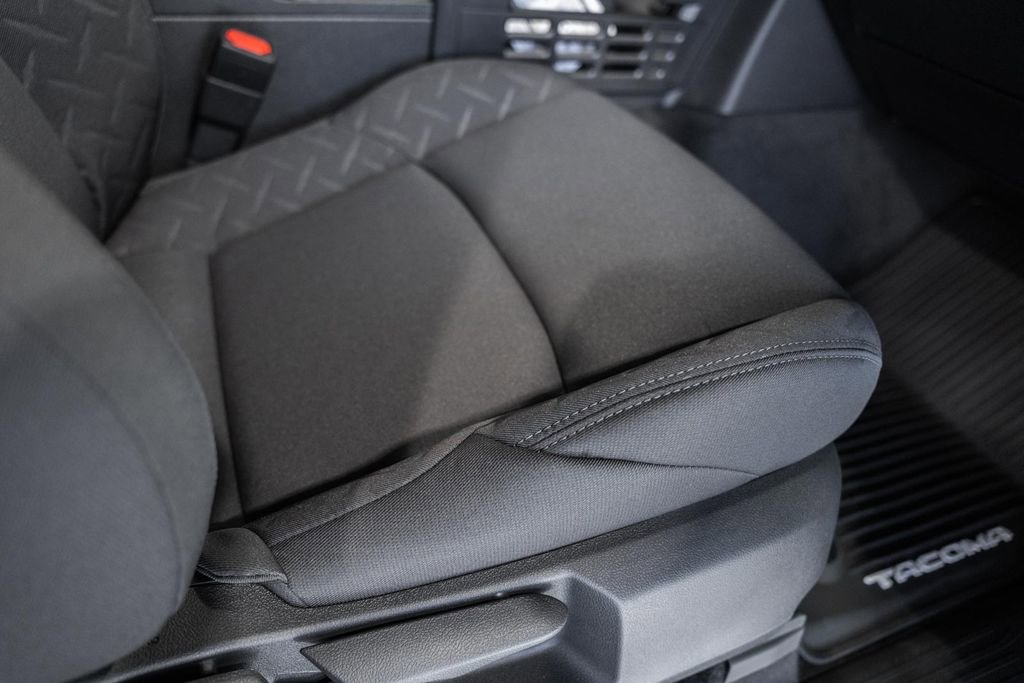 New 2026 Toyota Tacoma SR5 image 32