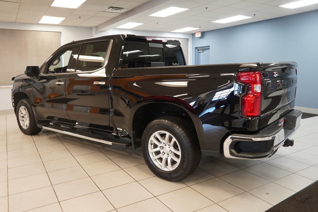 Used 2019 Chevrolet Silverado 1500 LTZ w/ LTZ Convenience Package AWD/4WD image 7