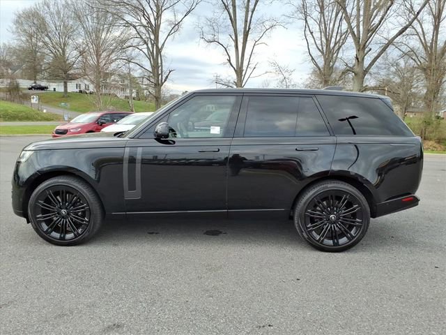 Used 2024 Land Rover Range Rover SE image 8