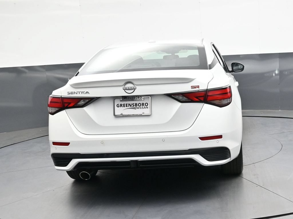 Used 2025 Nissan Sentra SR FWD image 5