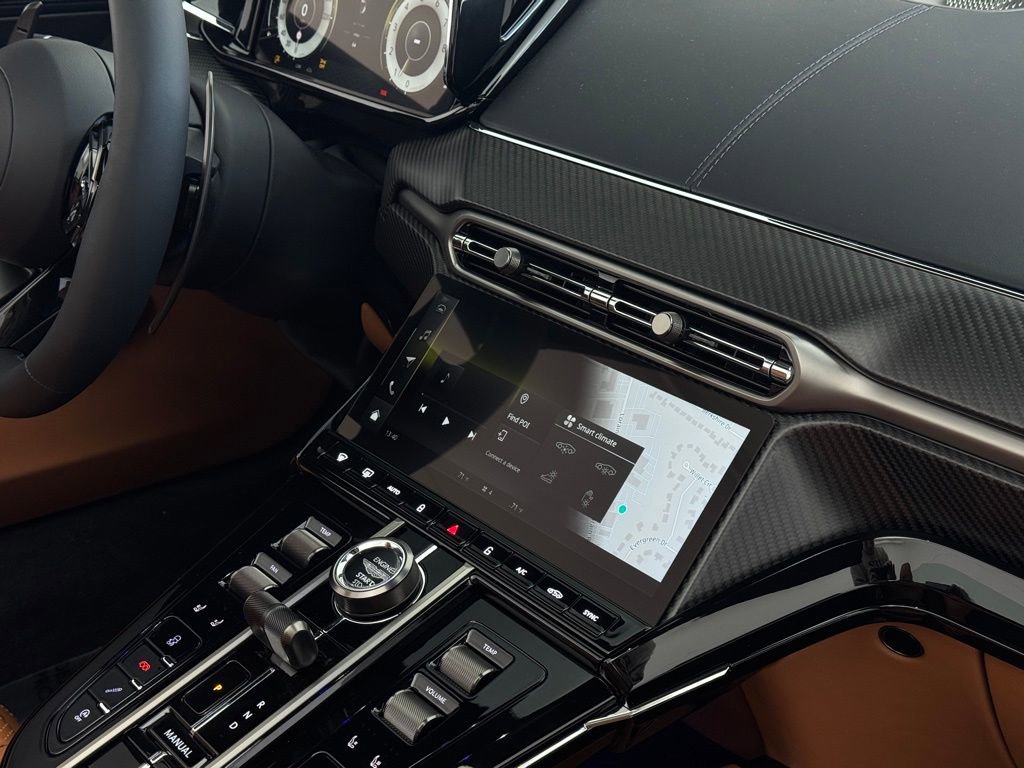 New 2026 Aston Martin V8 Vantage Roadster image 48