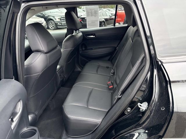 Used 2025 Toyota Corolla Cross XLE image 16