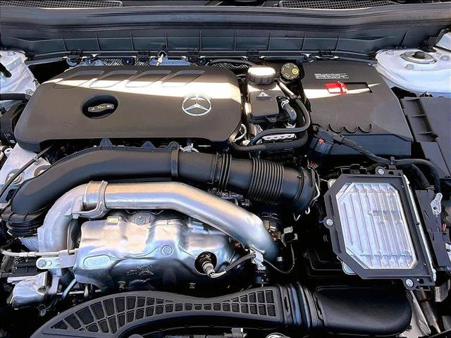 New 2026 Mercedes-Benz GLB 250 image 12