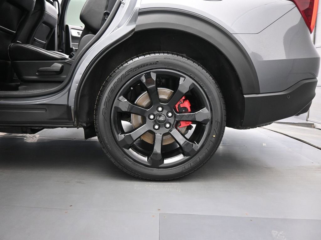 Certified 2022 Ford Explorer ST w/ Equipment Group 401A image 25