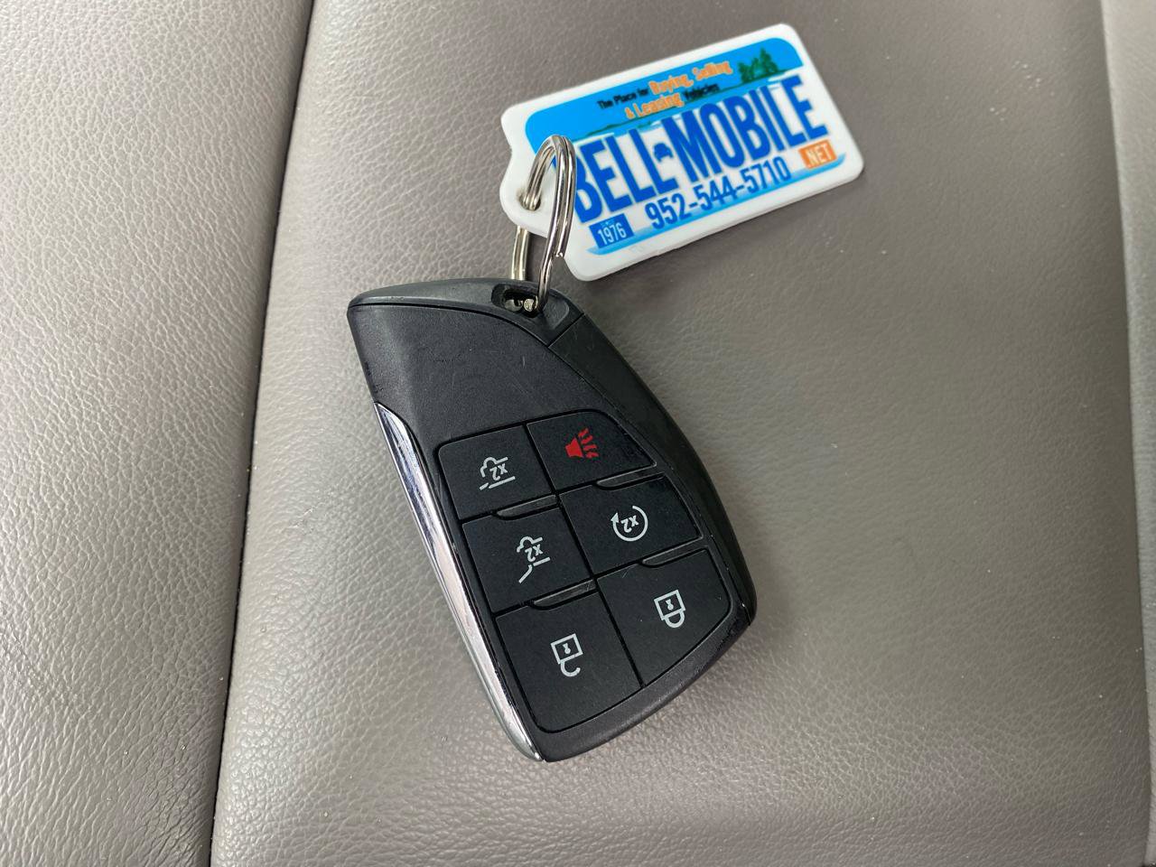 Used 2022 Chevrolet Suburban LT w/ Luxury Package image 41