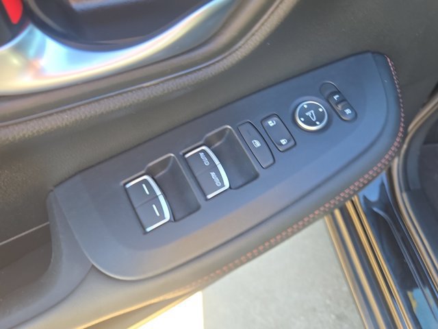 Used 2025 Honda HR-V Sport image 14