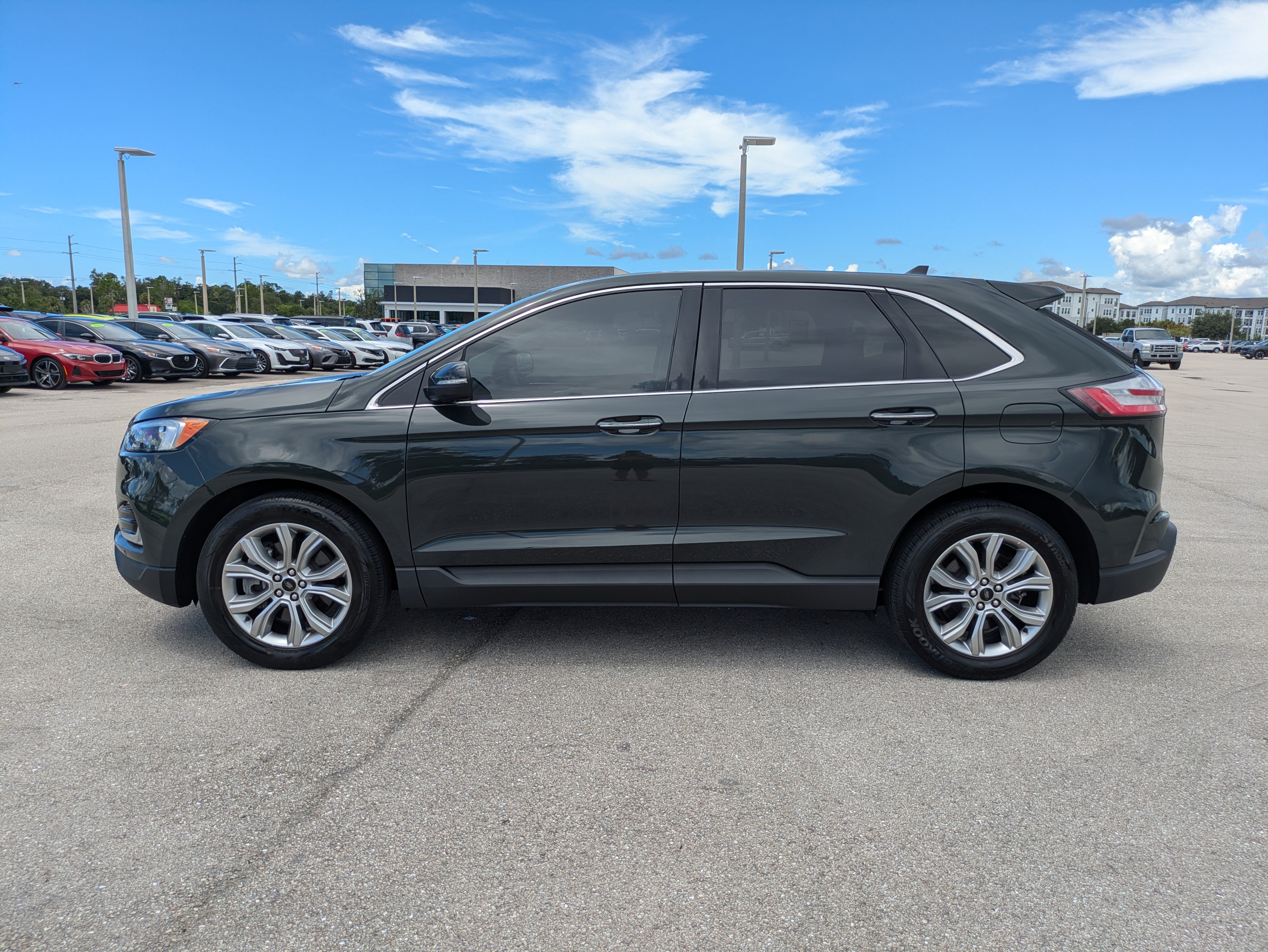 Used 2024 Ford Edge Titanium AWD/4WD image 7