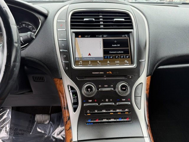 Used 2018 Lincoln MKX Reserve FWD image 15