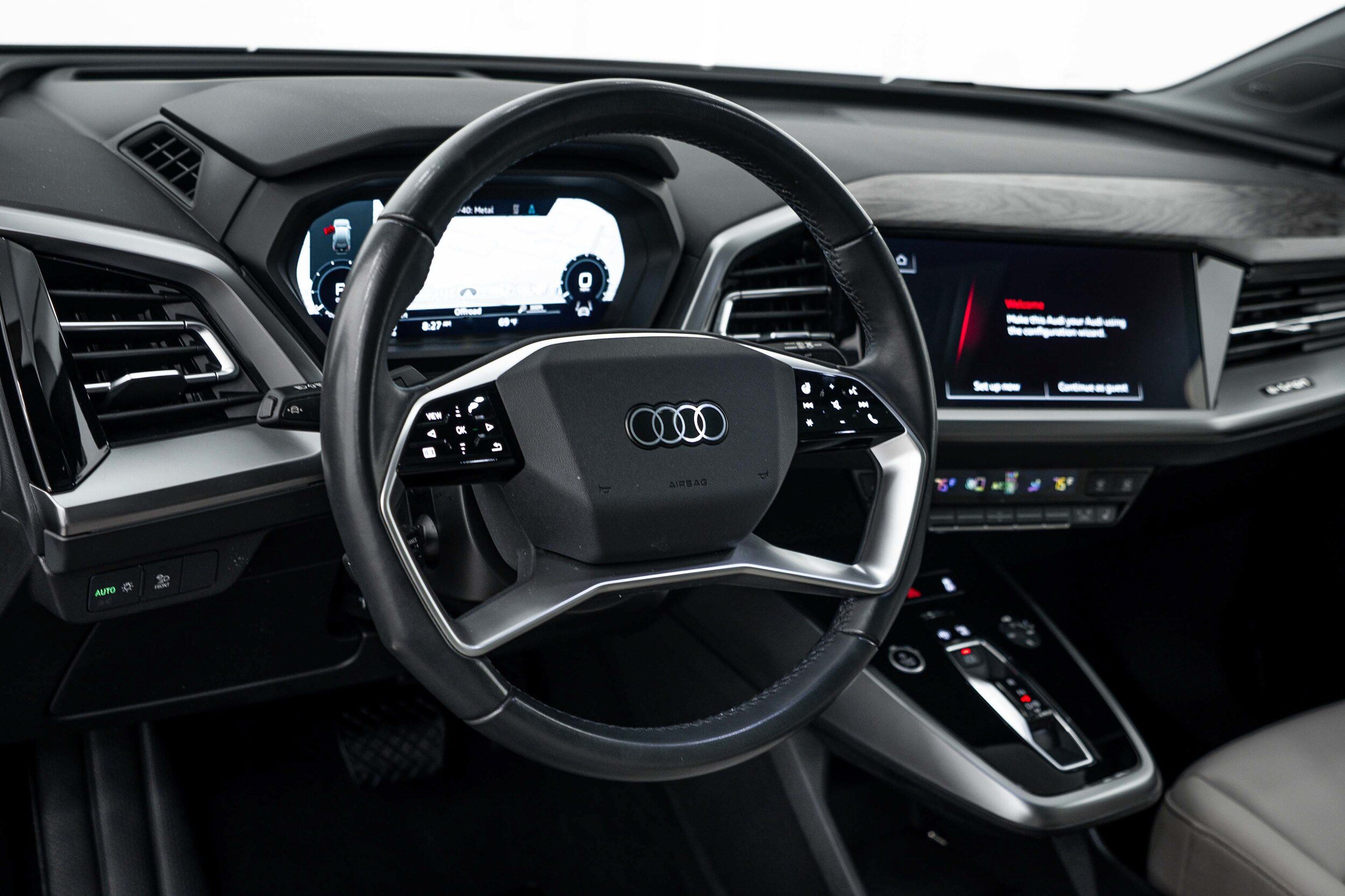 Certified 2023 Audi Q4 e-tron Prestige AWD/4WD image 9