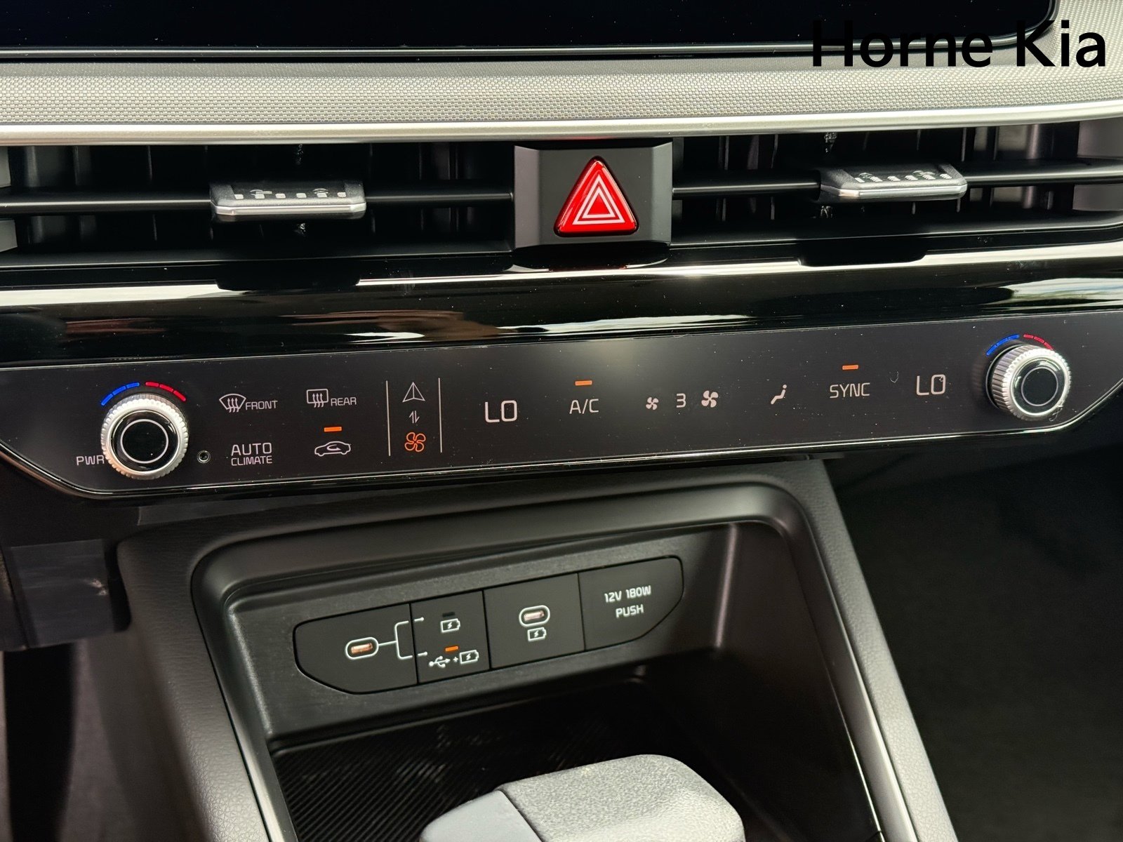 New 2025 Kia K5 LXS image 13