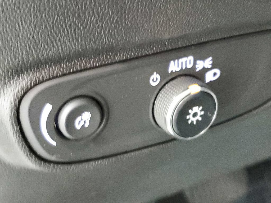 Used 2022 Chevrolet Equinox LT FWD image 29