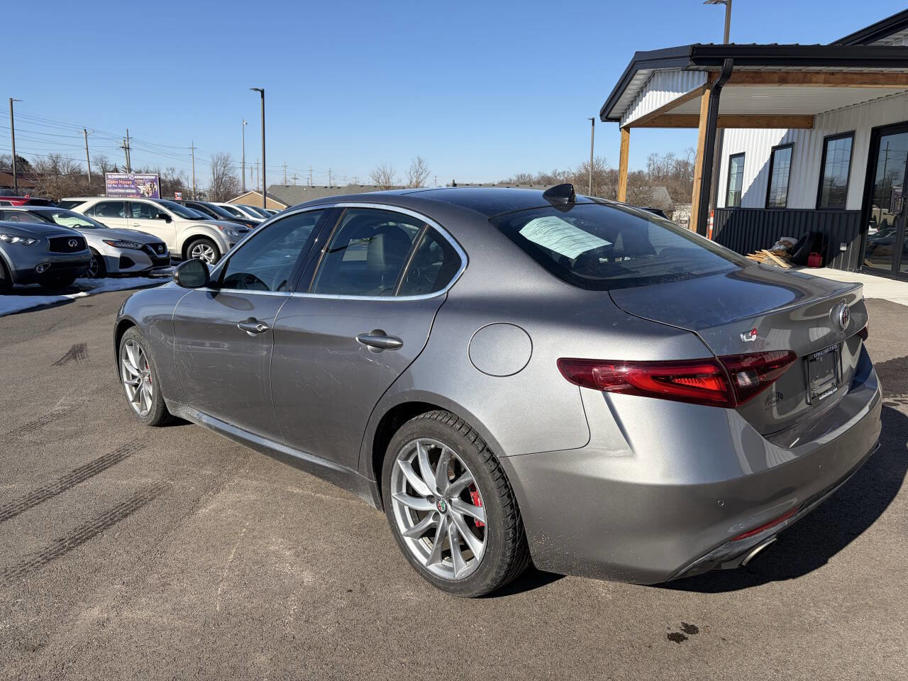 Used 2018 Alfa Romeo Giulia AWD image 11