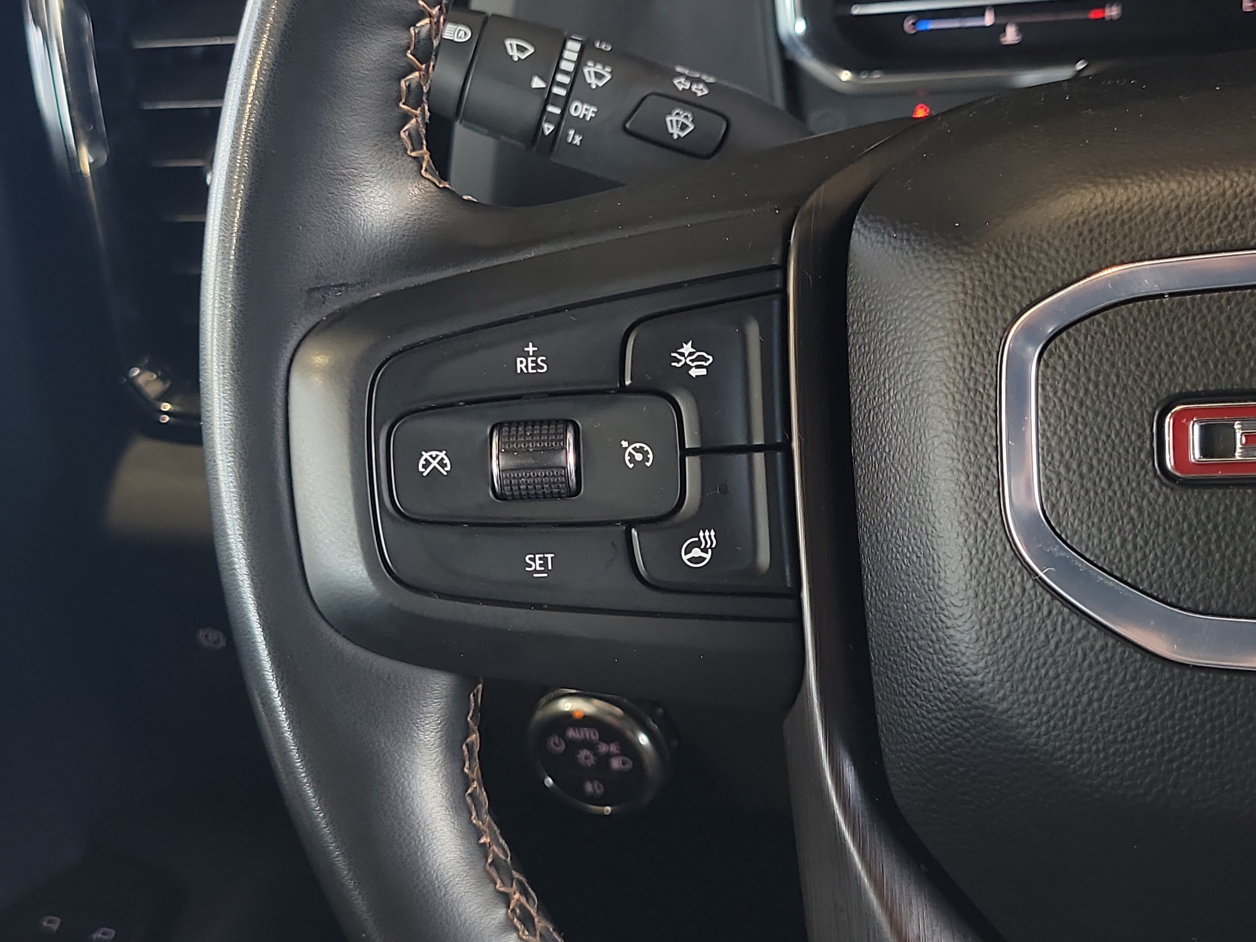 Used 2025 GMC Sierra 2500 AT4 AWD/4WD image 23