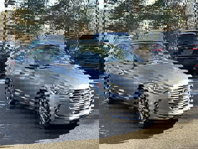 Used 2018 Hyundai Elantra Value Edition w/ Cargo Package image 21