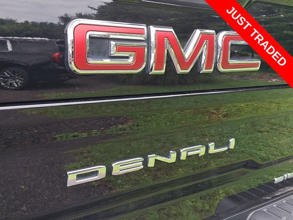 Used 2022 GMC Sierra 2500 Denali w/ Denali Ultimate Package AWD/4WD image 11