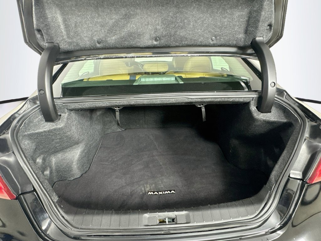Used 2016 Nissan Maxima SR FWD image 29