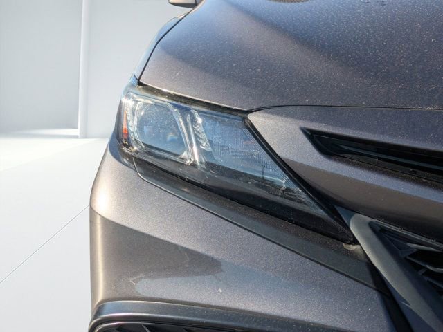 Used 2021 Toyota Camry SE image 8